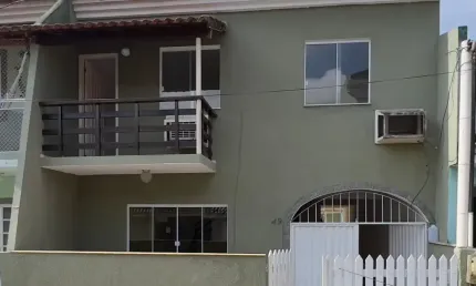 Casa 3 quartos sendo 1 suíte em condomínio Bairro Vargem Grande