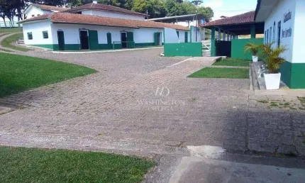 HARAS COM TODA A INFRAESTRUTURA a apenas 17 km. do centro de São José dos Pinhais  - 133.844,00 m2. => 13,38 ha - 4.000m2. de área construída