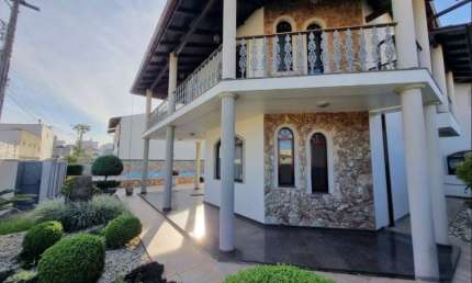 Casa com 4 quartos à venda na Praia Comprida, São José 