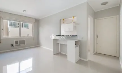 Apartamento à venda com 3 dormitórios e uma vaga no bairro auxiliadora, porto alegre / rs