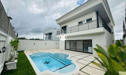 Casa à venda com 3 suítes - Condomínio Parque das Camélias - Medeiros -Jundiaí/SP