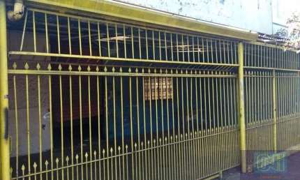 Casa com 4 quartos à venda na Avenida Dez de Dezembro, 871, Vila Ziober, Londrina