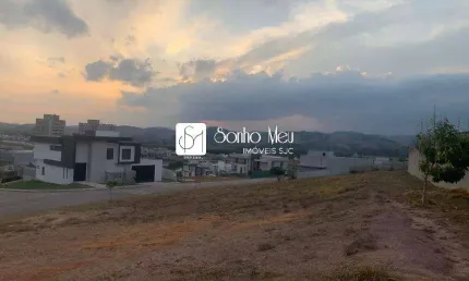 Venda/Permuta de terreno no Condomínio Colinas do Paratehy Sul - Urbanova