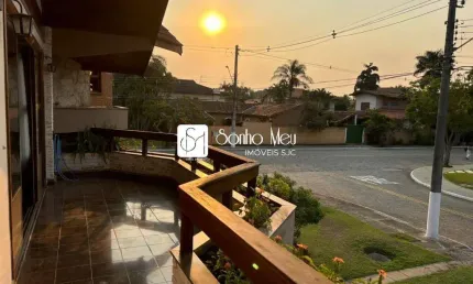 Casa à venda/ locação no condomínio esplanada do sol - são josé dos campos