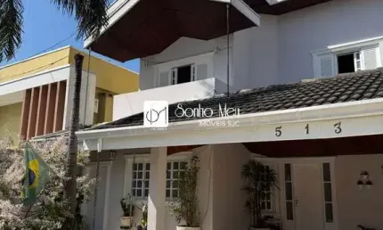 Venda - Casa com 6 dormitórios, 420 m² Urbanova - SJC