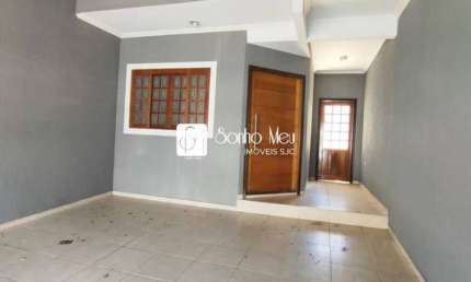 Venda de ótima Casa Sobrado de 3 dormitórios - Vista Linda - SJC