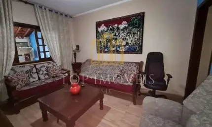 Linda casa no parque industrial com 2 dormitorios suite area gourmet edicula nos fundos