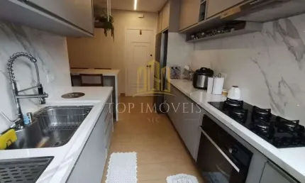 Apartamento com 95 metros, 3 dormitorios suite  e totalmente reformado, e todo planejado, cozinha integrada com a sala