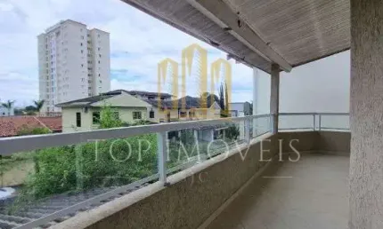 Casa em condominio com 03 dormitorios (01 suite), 310 m2, edicula nos fundos