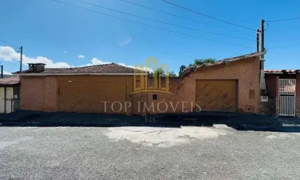 Sobrado espetacular com 4 quartos em um verdadeiro paraiso verde!