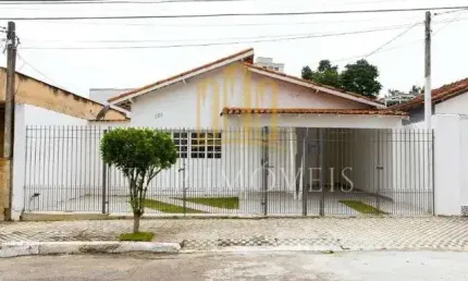 Maravilhosa Casa de 3 quartos  e piscina no Jardim Bela Vista - Centro