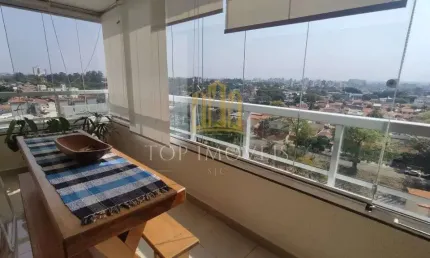 Lindo apartamento no Jd Satelite com 3 dormitorios, suite e uma maravilhosa varanda goumert com churrasqueira a carvao e uma deslubrante vista livre