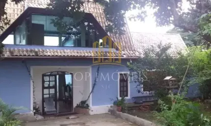 maravilhosa casa tres dormitorios em condominio fechado na zona leste