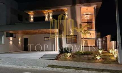 Linda Casa Localizada no Ruda com 3 suites e 252m2 de construcao