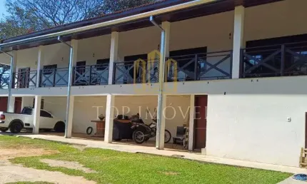 Belissima Chacara duas Casas 360m2 de Construcao 2600m2 de Terreno Otima Localizacao e Acabamento.