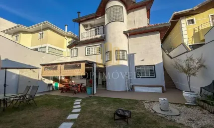 Casa maravilhosa no condominio portal da serra – 5 dormitorios | 2 suites | ampla e sofisticada!  se voce procura espaco, conforto e seguranca em um so lugar, essa e a casa perfeita para sua familia!