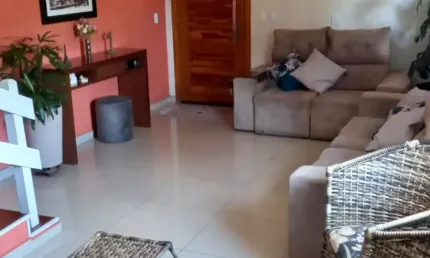 Casa com 3 quartos à venda na Rua Doutor Sinsei Toma, 310, Jardim Residencial Vetorasso, São José do Rio Preto