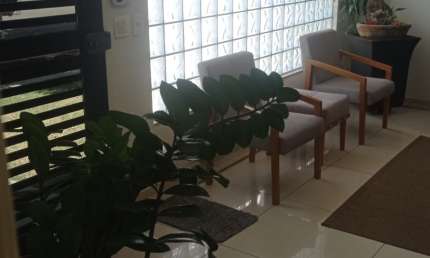 Casa Comercial Bosque da Saude ao Lado do Hospital de Base.
