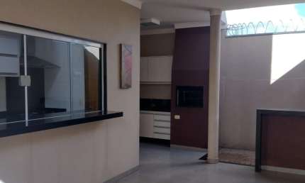 Casa com 3 quartos à venda na Praça Doutor Anísio José Moreira, 1, Centro, Mirassol