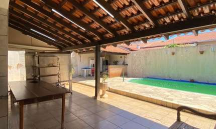 Casa com 3 quartos à venda na Rua José da Silveira Baldy, 70, Jardim São Marco, São José do Rio Preto