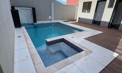 Casa com 3 quartos à venda na Avenida Doutor Ernani Pires Domingues, 5100, Residencial Macedo Teles I, São José do Rio Preto