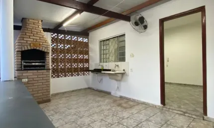 Casa com 3 quartos à venda na Rua Bolívia, 298, Jardim América, São José do Rio Preto