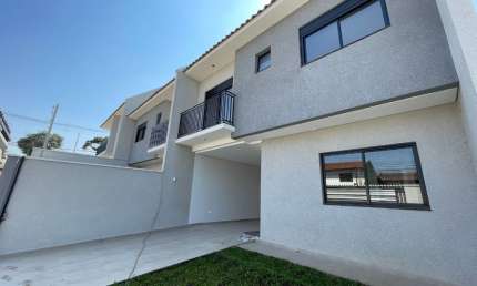 Casa com 3 quartos à venda na Rua Salomão Elias Feder, 625, Uberaba, Curitiba