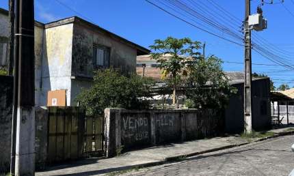 Casa à venda na Rua Itaporã, 10, Centro, Matinhos