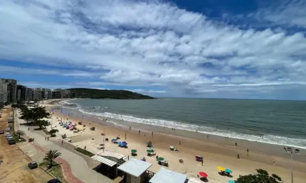 Apartamento à venda 3 quartos, frente mar da Praia do Morro