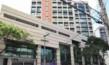 2 salas comerciais com 20m² cada, localizadas na Avenida Reta da Penha, a mais comercial da região da Praia do Canto.