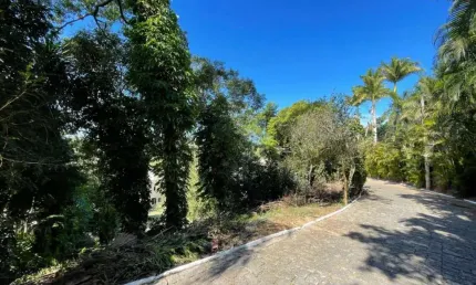 Lote à venda na Aldeia da Praia, as margens das mais belas praias, em um condomínio fechado, Guarapari ES.