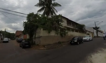 Grande Oportunidade para Investir, Casa Sobrado à venda em Guarapari com opções comerciais e residenciais