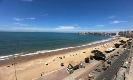 Apartamento 3 Quartos à venda de frente mar da Praia do Morro com lazer completo em Guarapari-ES.