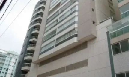 Apartamento 3 quartos à venda  na quadra do mar da praia do morro, guarapari-es.