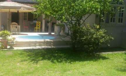 Casa Triplex com Kitnet Á Venda no Centro de Itaipava em Itapemirim-ES