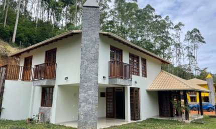 Casa Duplex 3 quartos de alto padrão à venda em Buenos Aires, Guarapari - ES.