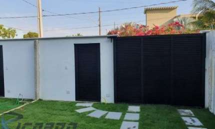 Casa triplex à venda em Guarapari - ES,  Nova Guarapari.