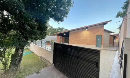 Casa estilo rútico à venda 4 quartos, sendo 3 suítes em Nova Guarapari - ES.