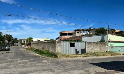 Terreno à venda no Itapebussu, Guarapari  por R$ 450.000