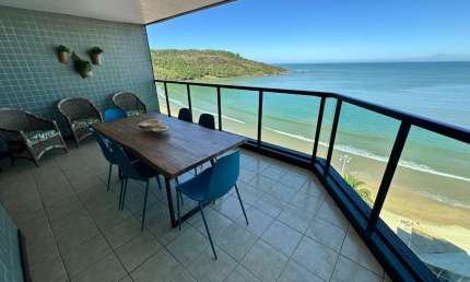 Cobertura 4 quartos à venda de frente para o mar da Praia do Morro, Guarapari ES. Lazer completo, 4 vagas de garagem.