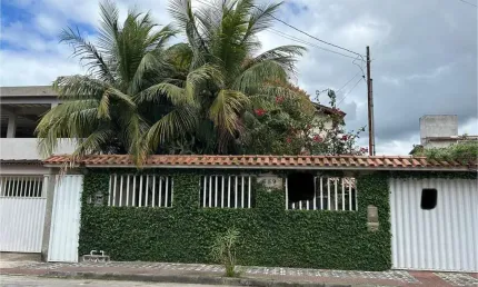 Casa com 10 quartos à venda na Praia do Morro, Guarapari  por R$ 1.200.000
