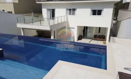 Linda casa de 315m² a venda no condomínio Reserva da Serra