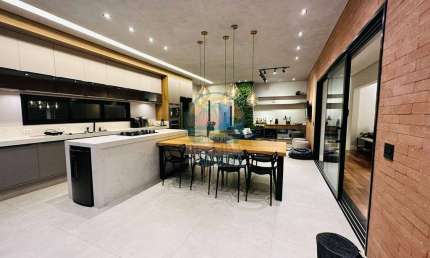 Linda casa térrea a venda no Reserva da Serra Jundiaí