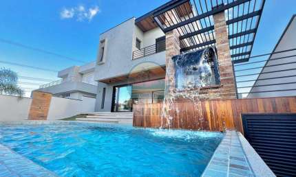 Linda casa nova a venda no condomínio Reserva da Serra Jundiaí