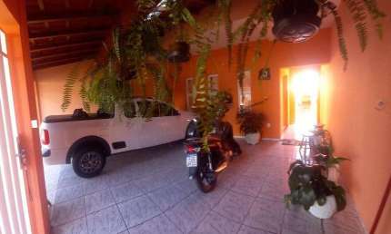 Casa em Tatuí, Jardim Vanderlei (2 quartos, 1 suíte com varanda)