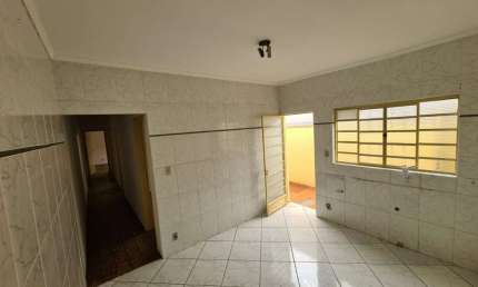 Casa com 3 quartos à venda na Rua Tamandaré, Centro, Tatuí