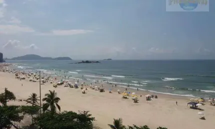 Pitangueiras frente total ao mar, melhor prédio e localização, 2 garagens, varanda com vista espetacular ao mar.
