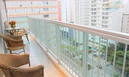 Pitangueiras - Lindo apartamento, duas quadras da praia - Excelente localização - 02 vagas.
