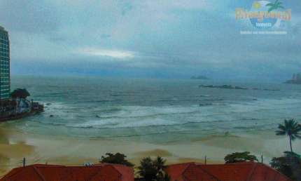 Pitangueiras - Frente ao mar - Com maravilhosa vista - 140 m² úteis - Garagem.