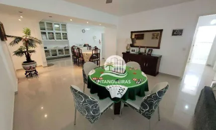 APARTAMENTO AMPLO COM 3DORMITÓRIOS, 1 SUÍTE, PEQUENA VISTA PARA O MAR, 1 VAGA PARA AUTO